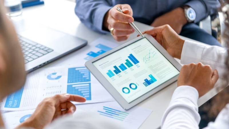 共建信创生态圈:国产化适配中的厂商协同与标准制定